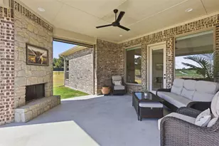 300 Spanish Oak Ct, Weatherford, TX 76085 - Photo 32