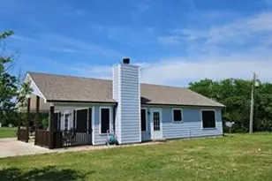 2611 Zachary Dr, Blue Ridge, TX 75424 - Photo 2