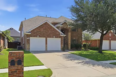 6974 Shoreview Drive, Grand Prairie, TX 75054 - Photo 2