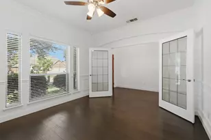 6974 Shoreview Dr, Grand Prairie, TX 75054 - Photo 12