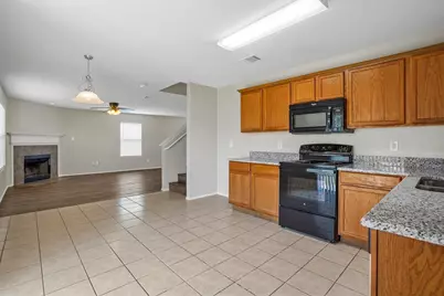 6432 Paradise Valley Road, Fort Worth, TX 76112 - Photo 8