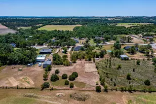 321 E Woody Creek Ct, Springtown, TX 76082 - Photo 32
