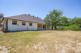 321 E Woody Creek Ct, Springtown, TX 76082 - Photo 22