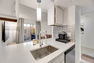 1810 N Garrett Ave, Dallas, TX 75206 - Photo 8