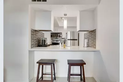 1810 N Garrett Avenue #119, Dallas, TX 75206 - Photo 4