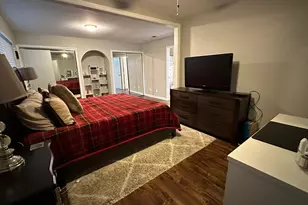 1803 Redbud Cir, Carrollton, TX 75006 - Photo 6