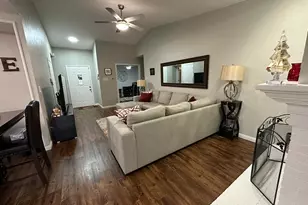 1803 Redbud Cir, Carrollton, TX 75006 - Photo 2