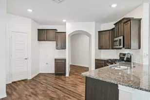 609 Bassett Hall Rd, Fate, TX 75189 - Photo 8