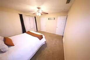 2204 Towne N Dr, Cleburne, TX 76033 - Photo 18