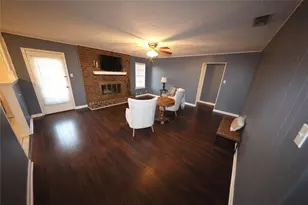 2204 Towne N Dr, Cleburne, TX 76033 - Photo 30
