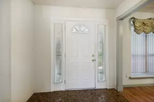 7805 Marlborough Dr W, Fort Worth, TX 76134 - Photo 2