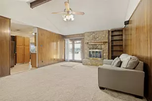 7805 Marlborough Dr W, Fort Worth, TX 76134 - Photo 8