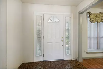 7805 Marlborough Drive W, Fort Worth, TX 76134 - Photo 2