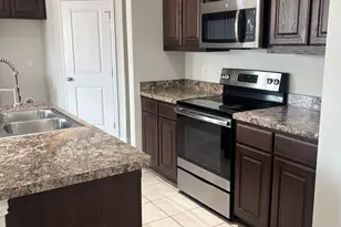 352 Emerald Creek Dr, Fort Worth, TX 76131 - Photo 6