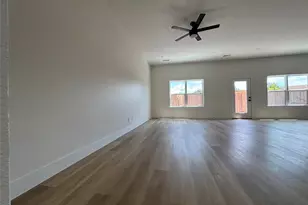 4444 Fatima Dr, Irving, TX 75062 - Photo 4