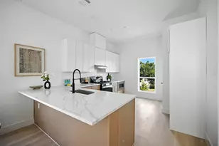 312 N Lancaster Ave, Dallas, TX 75203 - Photo 12