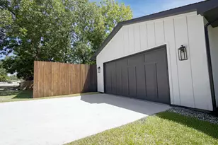 418 W 4th St, Justin, TX 76247 - Photo 28