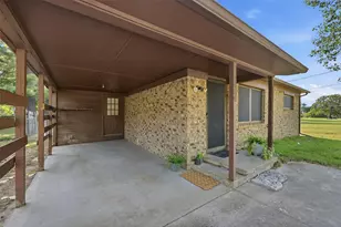 2050 Avon Dr, Denison, TX 75020 - Photo 8