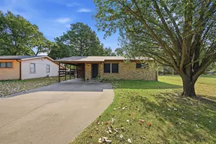 2050 Avon Dr, Denison, TX 75020 - Photo 4