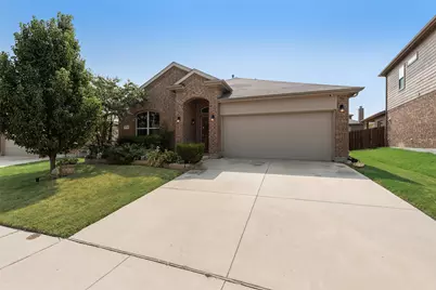 1733 Falling Star Drive, Fort Worth, TX 76052 - Photo 1
