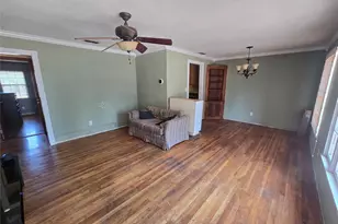 1366 Peach St, Abilene, TX 79602 - Photo 2