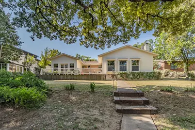 300 Shoreline Drive, Azle, TX 76020 - Photo 2