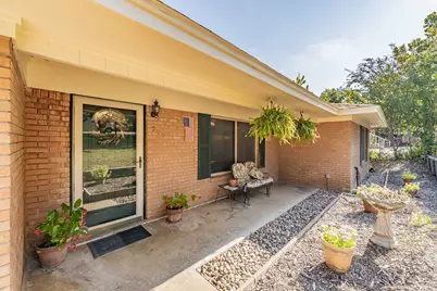 300 Shoreline Drive, Azle, TX 76020 - Photo 6