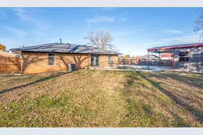 309 S Washington Street, Pilot Point, TX 76258 - Photo 6