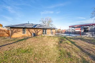 309 S Washington St, Pilot Point, TX 76258 - Photo 6