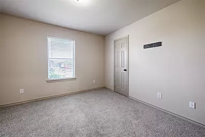 307 W Alene Drive, Mabank, TX 75147 - Photo 4