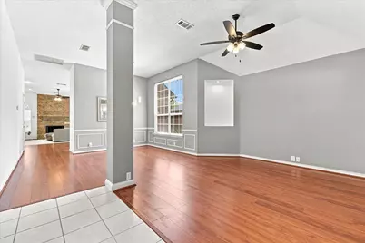 204 Meredith Court, Irving, TX 75063 - Photo 6