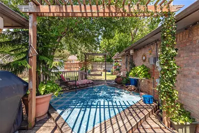 7133 Starnes Road, North Richland Hills, TX 76182 - Photo 4