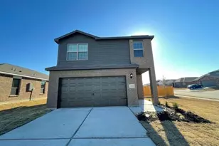 2103 Hialeah Dr, Seagoville, TX 75159 - Photo 2