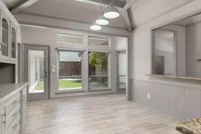 15607 Golden Creek, Dallas, TX 75248 - Photo 8