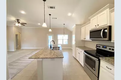 126 Frank Street, Greenville, TX 75402 - Photo 6