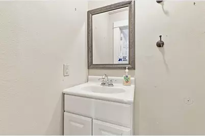 600 W Munson Street, Denison, TX 75020 - Photo 12