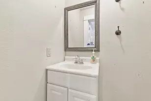 600 W Munson St, Denison, TX 75020 - Photo 12