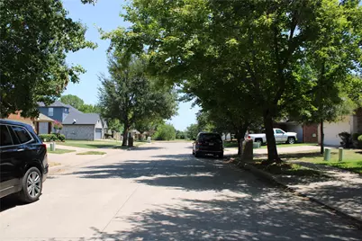 7537 Fresh Springs Road, Fort Worth, TX 76120 - Photo 2