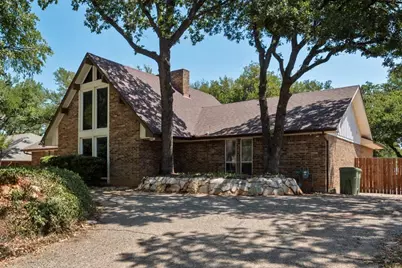 2119 Wilson Drive, Arlington, TX 76011 - Photo 2