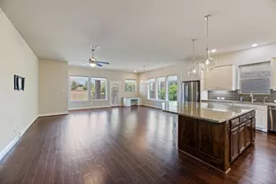 3015 Newsom Ridge Dr, Mansfield, TX 76063 - Photo 6