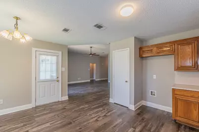 904 Parkhill Drive, Mansfield, TX 76063 - Photo 12