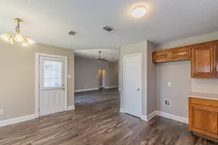 904 Parkhill Dr, Mansfield, TX 76063 - Photo 12