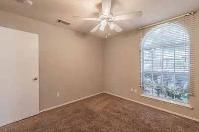 904 Parkhill Drive, Mansfield, TX 76063 - Photo 32