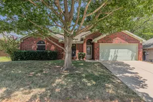 904 Parkhill Dr, Mansfield, TX 76063 - Photo 1