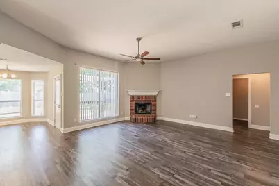 904 Parkhill Drive, Mansfield, TX 76063 - Photo 6