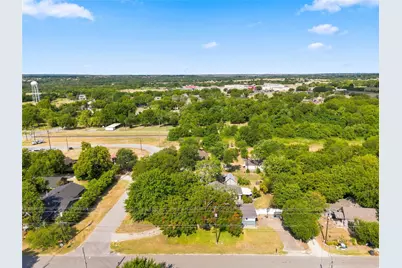 200 N Bordon Street, Lorena, TX 76655 - Photo 40