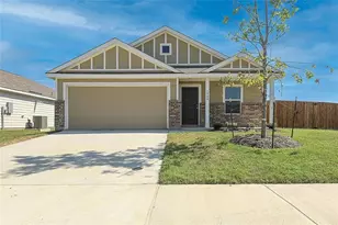 1900 Hughes St, McKinney, TX 75071 - Photo 2