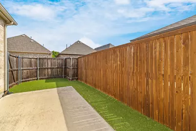 8313 Cotton Belt Lane, North Richland Hills, TX 76182 - Photo 32