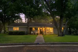 6951 Pinon St, Fort Worth, TX 76116 - Photo 2