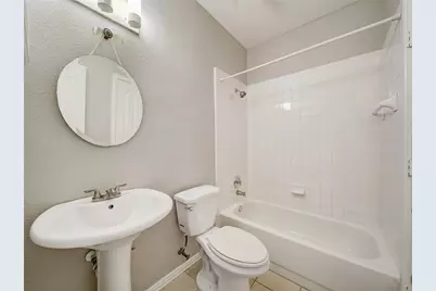 4618 Devonshire Drive, Grand Prairie, TX 75052 - Photo 8